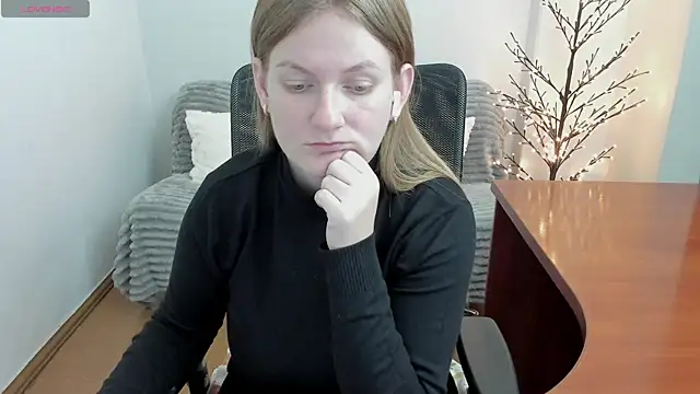 Alisha Skyes online show from December 19, 4:41 am