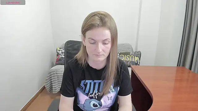 Alisha Skyes online show from June 7, 7:17 pm
