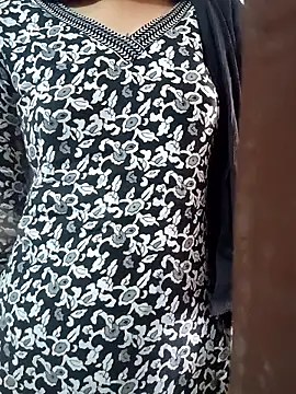 kittu0987 online show from May 26, 3:46 am