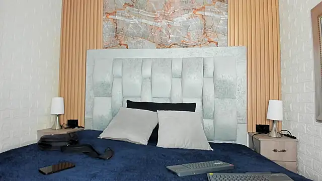 Snapshot of pipedark_ chatting on October 3, 3:36 am pipedark online show from October 3, 3:36 am