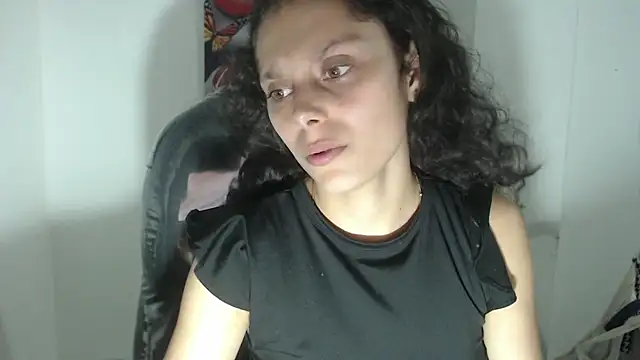 Lily Jone7 online show from October 2, 7:21 pm