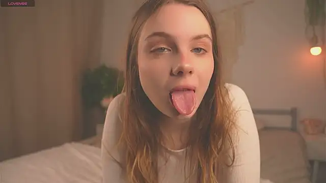 Lu  Lane online show from September 23, 7:55 am