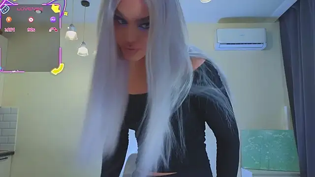 Snapshot of katebxtch chatting on March 8, 8:23 pm katebxtch online show from March 8, 8:23 pm