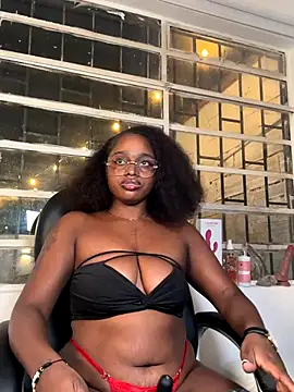 Snapshot of darle_volant chatting on November 10, 11:04 pm darle volant online show from November 10, 11:04 pm