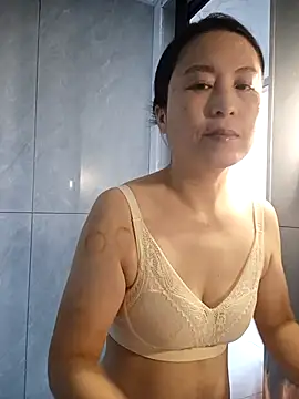 Snapshot of chengcheng12 chatting on October 17, 1:09 am chengcheng12 online show from October 17, 1:09 am