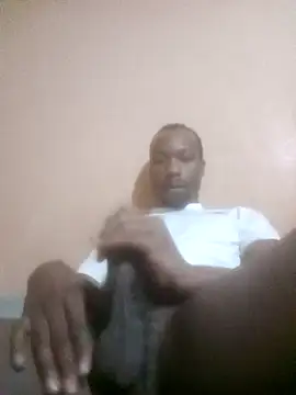 Snapshot of KingBonga chatting on September 19, 12:45 am KingBonga online show from September 19, 12:45 am