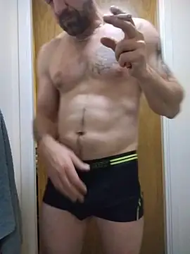 Snapshot of Andrewjames8391 chatting on November 11, 9:20 am Andrewjames8391 online show from November 11, 9:20 am