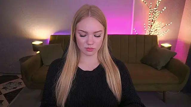 CelesteNoir online show from September 16, 6:36 am