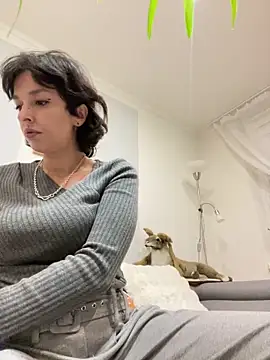 Snapshot of Piggiteablacktea chatting on December 19, 6:48 pm Piggiteablacktea online show from December 19, 6:48 pm