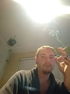 Snapshot of piercingpik chatting on November 24, 9:47 pm piercingpik online show from November 24, 9:47 pm