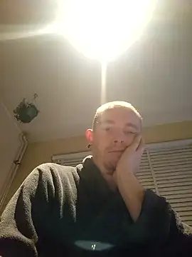 piercingpik online show from January 7, 11:07 pm