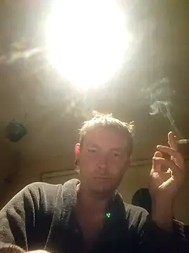 piercingpik online show from May 3, 2:39 am