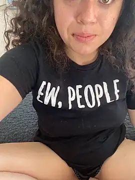 Lucy YupiSweet online show from November 18, 4:44 pm