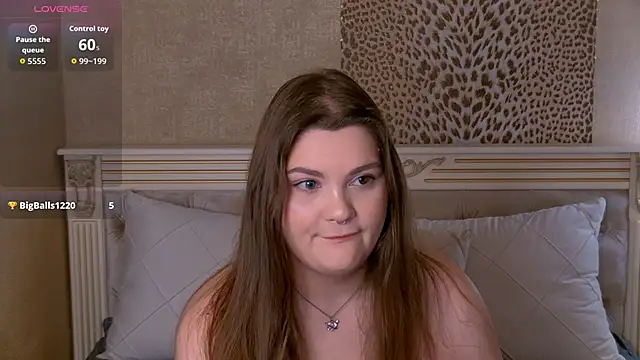 Snapshot of EmilyHyde chatting on September 30, 8:36 pm EmilyHyde online show from September 30, 8:36 pm