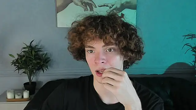 Snapshot of Tommy_Jamm chatting on December 2, 2:34 pm Tommy Jamm online show from December 2, 2:34 pm