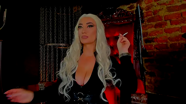 Snapshot of FinDomMya chatting on November 21, 8:51 pm FinDomMya online show from November 21, 8:51 pm