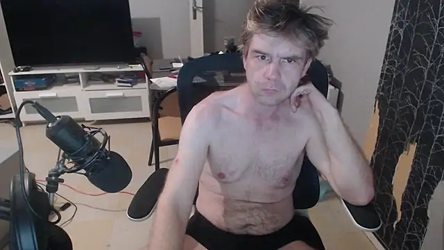 Snapshot of Ahriman58 chatting on February 3, 3:26 am Ahriman58 online show from February 3, 3:26 am