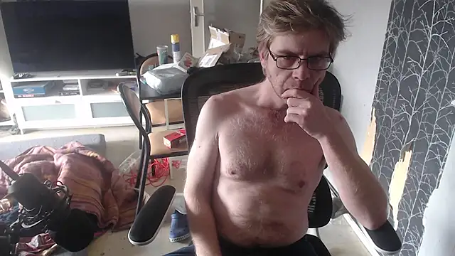 Snapshot of Ahriman58 chatting on March 12, 1:50 pm Ahriman58 online show from March 12, 1:50 pm