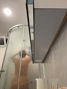 Snapshot of Ofcourseoneday chatting on November 20, 8:47 am Ofcourseoneday online show from November 20, 8:47 am