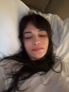 Snapshot of Ofcourseoneday chatting on April 10, 6:40 am Ofcourseoneday online show from April 10, 6:40 am