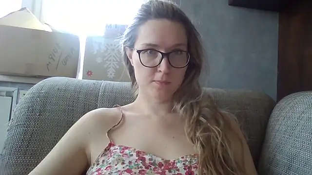 Snapshot of Jugira chatting on June 24, 12:48 pm Jugira online show from June 24, 12:48 pm