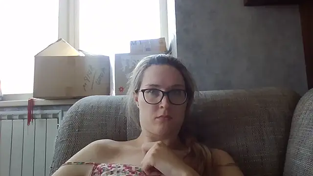 Snapshot of Jugira chatting on June 28, 1:28 pm Jugira online show from June 28, 1:28 pm