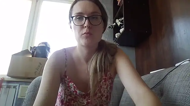 Snapshot of Jugira chatting on July 23, 2:48 pm Jugira online show from July 23, 2:48 pm
