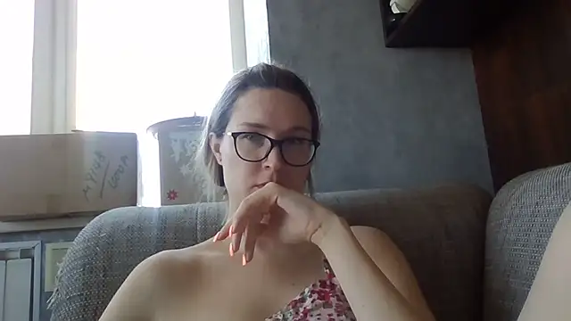 Snapshot of Jugira chatting on August 2, 1:53 pm Jugira online show from August 2, 1:53 pm