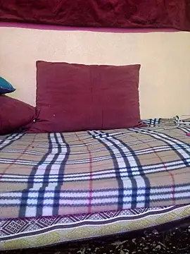 Snapshot of lona_sexi chatting on October 14, 7:09 am lona sexi online show from October 14, 7:09 am