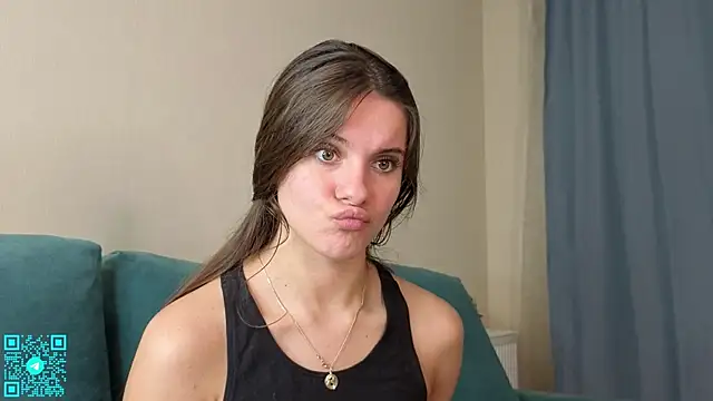 Snapshot of chloemilka chatting on September 19, 5:46 pm chloemilka online show from September 19, 5:46 pm
