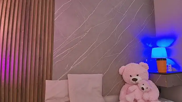biancaa 18 online show from June 2, 7:27 pm