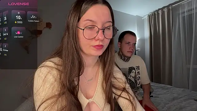 Snapshot of wwow_meow chatting on October 4, 3:21 pm wwow meow online show from October 4, 3:21 pm