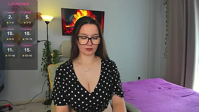 Snapshot of wwow_meow chatting on June 2, 7:21 am wwow meow online show from June 2, 7:21 am