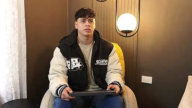 Ethan occonor online show from September 25, 12:42 pm