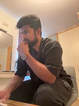 Snapshot of CrazyShashank chatting on September 21, 3:35 pm CrazyShashank online show from September 21, 3:35 pm