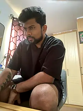 Snapshot of CrazyShashank chatting on November 25, 9:20 am CrazyShashank online show from November 25, 9:20 am