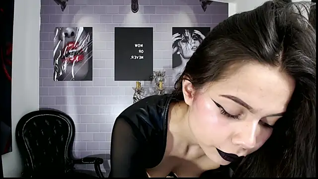 aleesha cameron02 online show from September 30, 9:09 pm