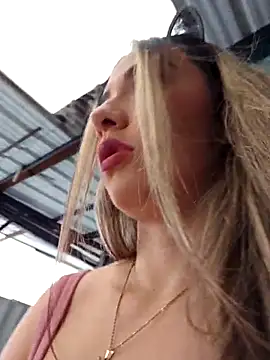 Snapshot of Natasanz chatting on November 14, 8:51 pm Natasanz online show from November 14, 8:51 pm