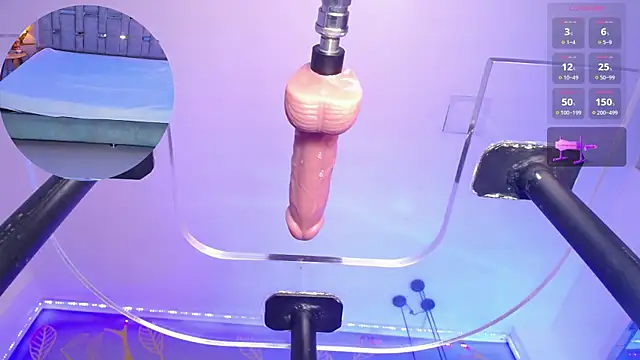 Snapshot of NinaCapelli chatting on November 18, 4:39 am NinaCapelli online show from November 18, 4:39 am