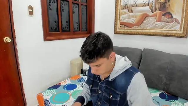 DavilANDkevin2 online show from November 23, 2:33 am