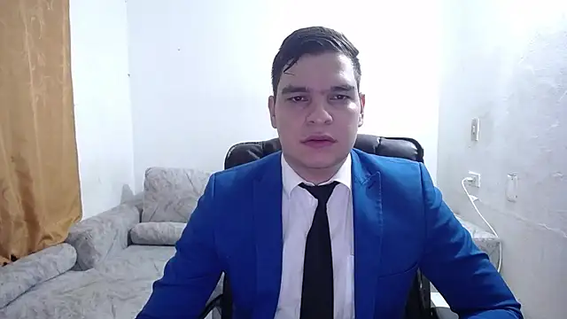 Victor Maitland online show from May 21, 3:46 am