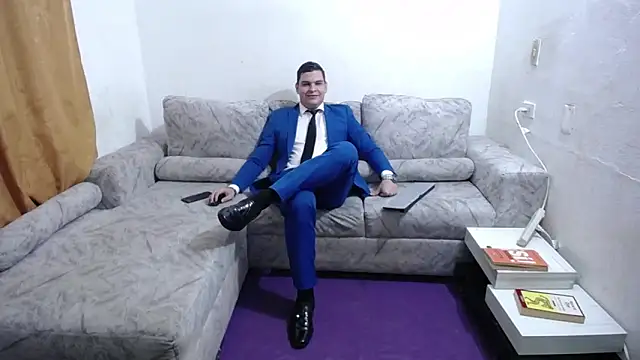 Victor Maitland online show from May 28, 3:59 am
