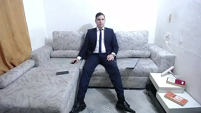 Victor Maitland online show from June 21, 8:22 pm