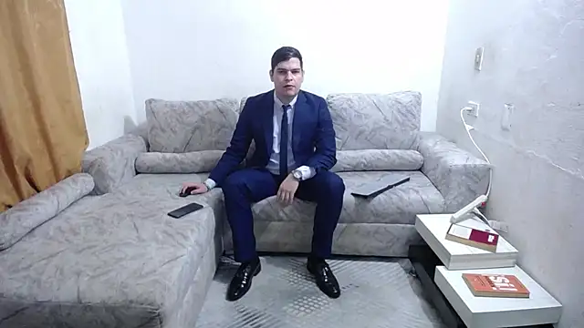 Victor Maitland online show from June 24, 4:00 am