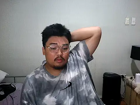 Snapshot of arthur_shelby2 chatting on February 13, 3:08 pm arthur shelby2 online show from February 13, 3:08 pm