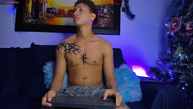 ECSTASYX2 2001 online show from December 18, 5:24 am