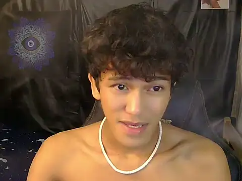 kenbigcockxx online show from February 6, 9:51 pm