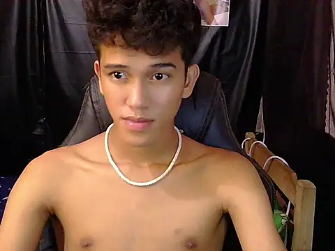 kenbigcockxx online show from March 12, 2:18 am