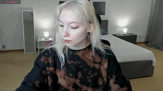 Snapshot of tattoo_art_baby chatting on November 25, 4:45 am tattoo art baby online show from November 25, 4:45 am