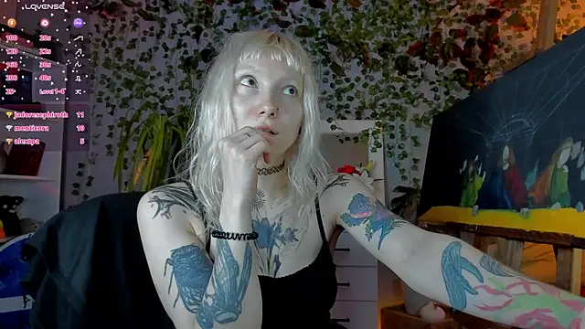 Snapshot of tattoo_art_baby chatting on August 2, 3:49 am tattoo art baby online show from August 2, 3:49 am